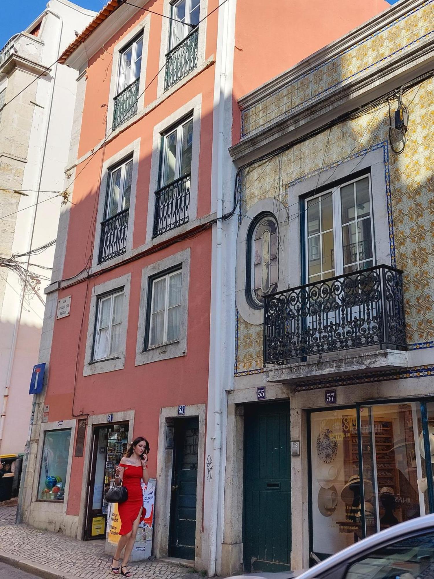 Apartment In The Heart Of *